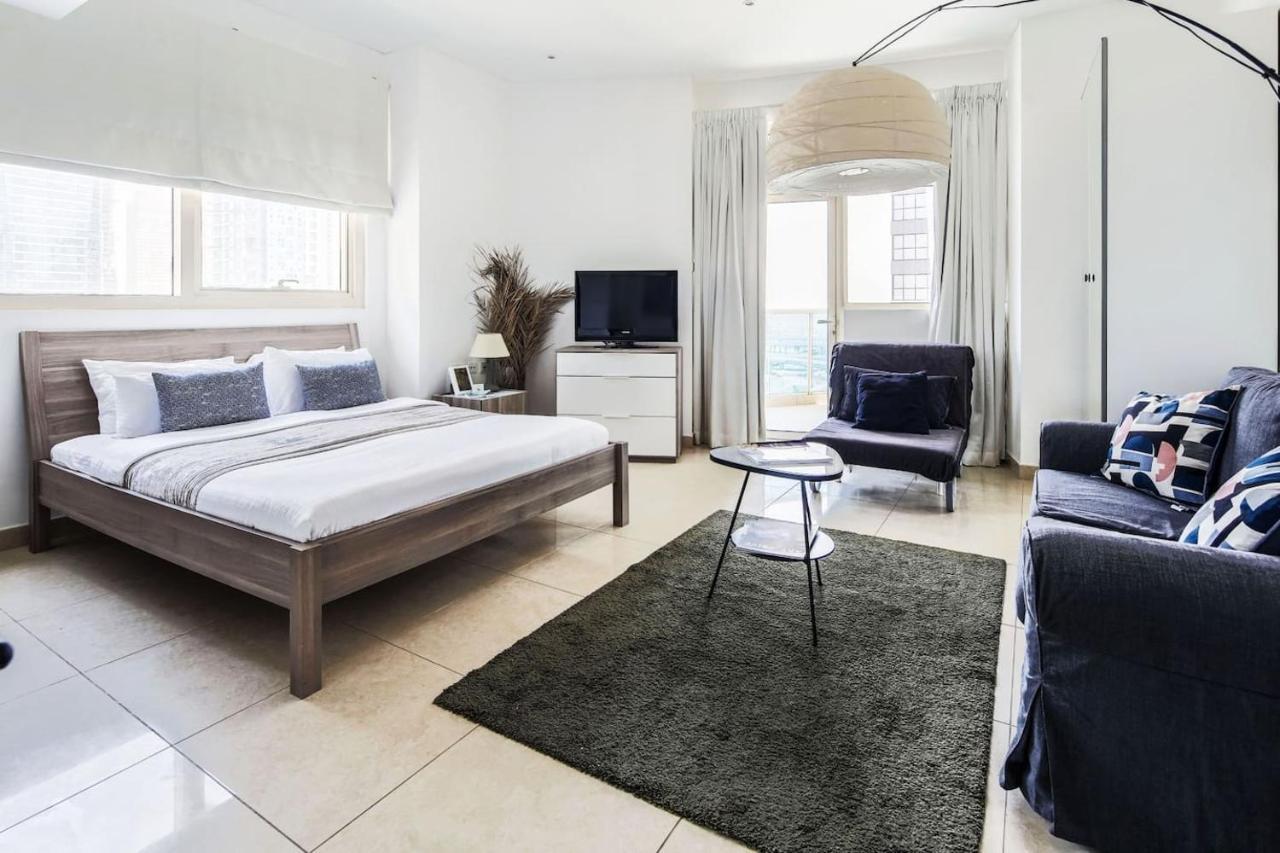 Frank Porter - Yacht Bay Appartement *